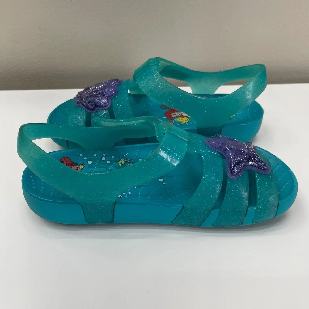 Crocs Isabella Disney Little Mermaid Ariel Jelly Sandals Girls Size 2 RARE